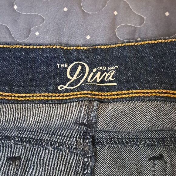 Old Navy The Diva cropped jeans size 10 - Picture 3 of 6